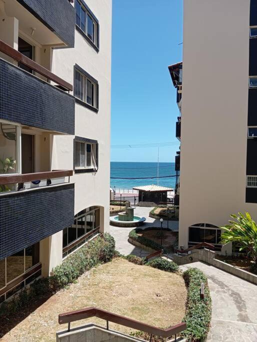 Ap Em Ondina Em Frente A Apartamento