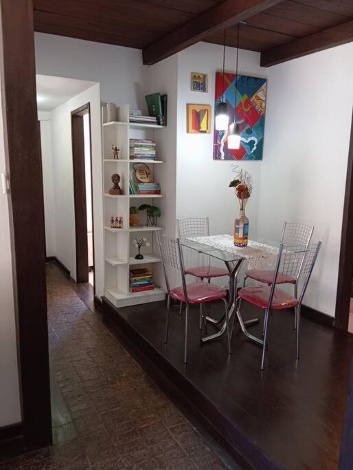 Ap Em Ondina Em Frente A Apartamento Salvador